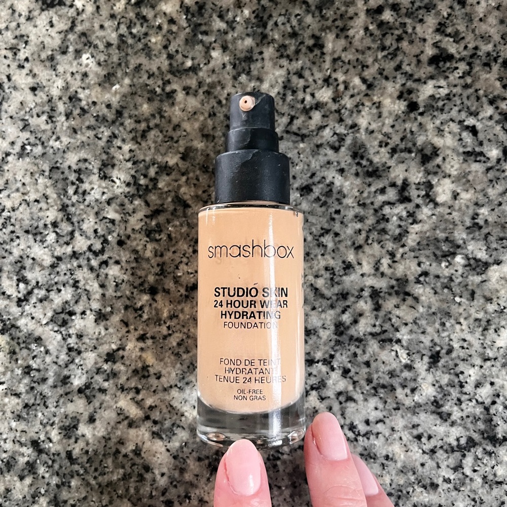 Smashbox Studio Skin 24 Hour Hydrating Foundation - Cream Cool Peach Fair 1.0